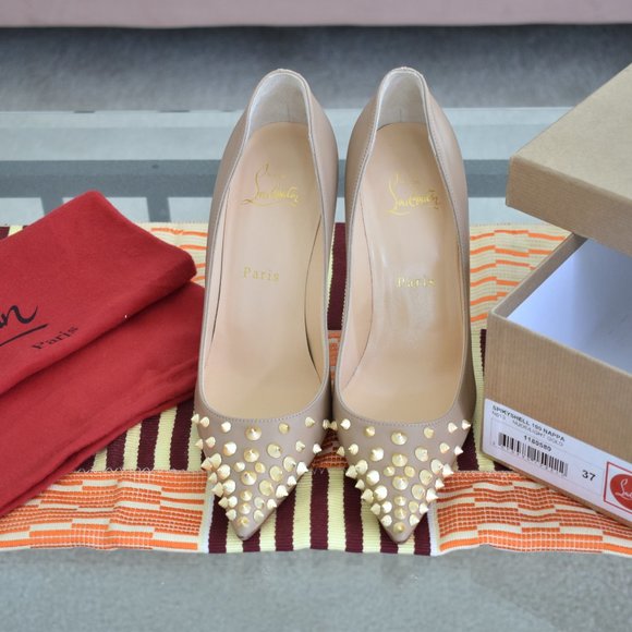 Christian Louboutin Shoes - CHRISTIAN LOUBOUTIN Spikyshell Pump (Size 7)